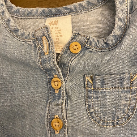 2/$20💥H&M Jean Shirt with Polka Dot pants - Picture 4 of 6